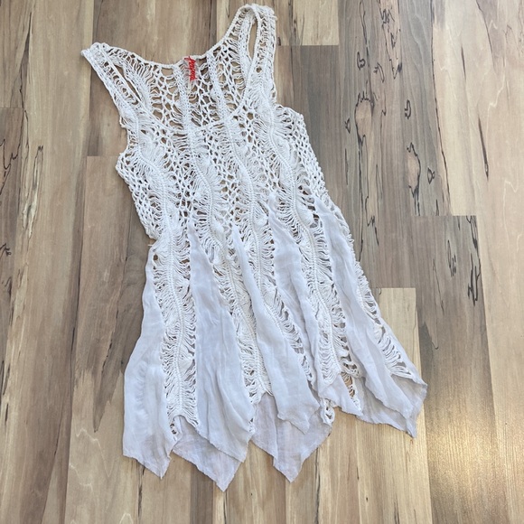 Crocheted white tank. By Free people - Picture 2 of 6